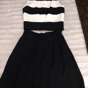 Express Black &Ivory 2pc set (3/4)